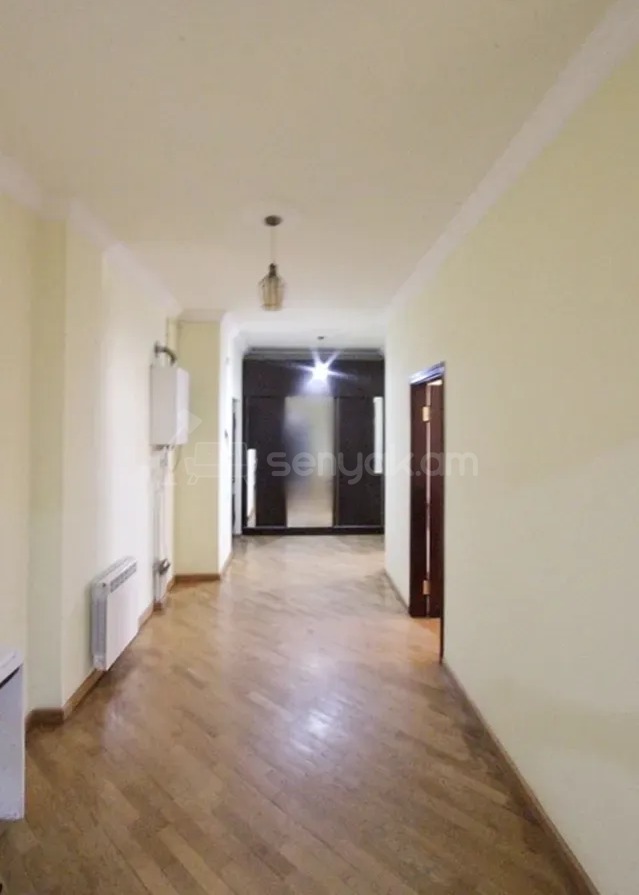 2 Սենյականոց Բնակարան Նորակառույցում, 76քմ, 12/13 հարկ, Կապիտալ Վերանորոգված