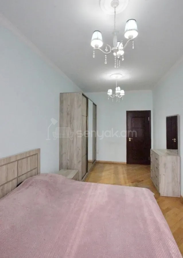 2 Սենյականոց Բնակարան Նորակառույցում, 76քմ, 12/13 հարկ, Կապիտալ Վերանորոգված
