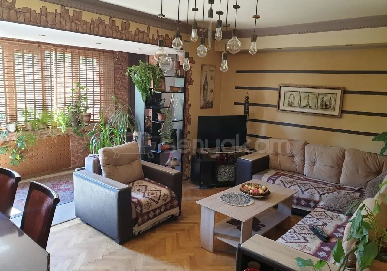 3 Սենյականոց Բնակարան, 73քմ, 3/9 հարկ, Կապիտալ Վերանորոգված