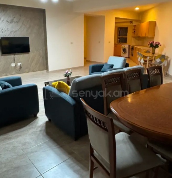 4 Սենյականոց Բնակարան Նորակառույցում, 140քմ, 11/20 հարկ, Դիզայներական Վերանորոգված, Կահավորված