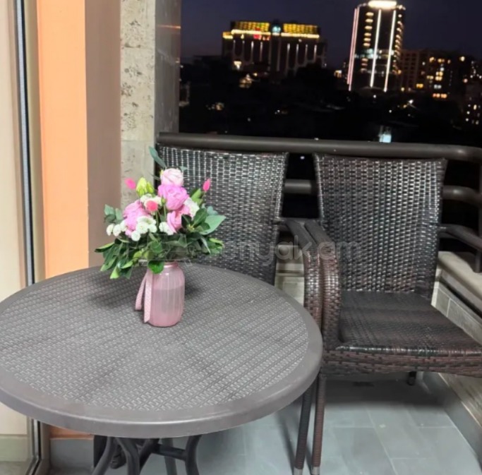 4 Սենյականոց Բնակարան Նորակառույցում, 140քմ, 11/20 հարկ, Դիզայներական Վերանորոգված, Կահավորված