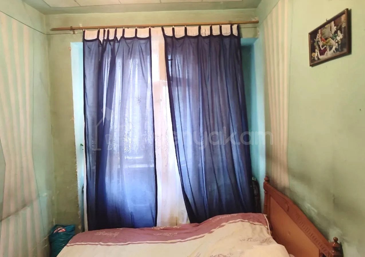 3 Սենյականոց Բնակարան, 70քմ, 3/9 հարկ, Նորմալ Վիճակում