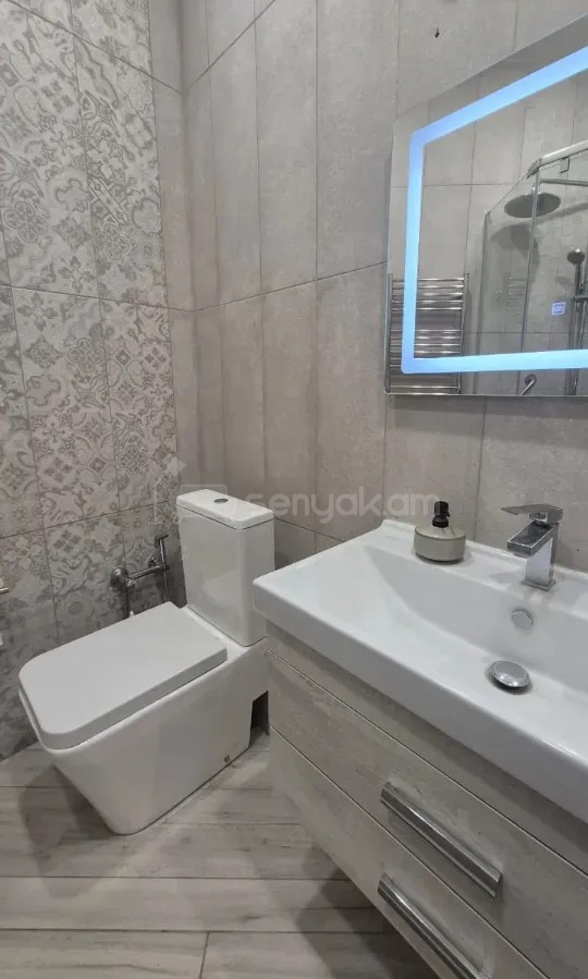 3 Սենյականոց Բնակարան Նորակառույցում, 75քմ, 4/4 հարկ, Կապիտալ Վերանորոգված