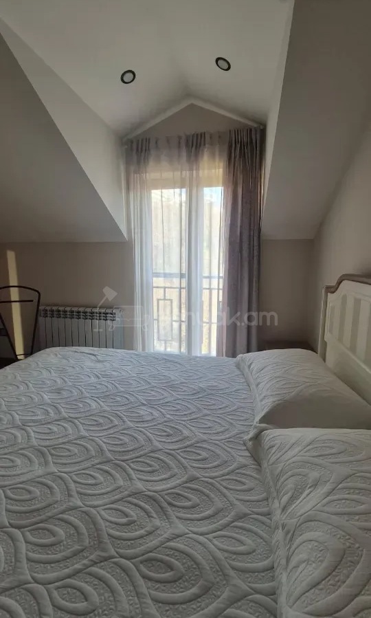 3 Սենյականոց Բնակարան Նորակառույցում, 75քմ, 4/4 հարկ, Կապիտալ Վերանորոգված