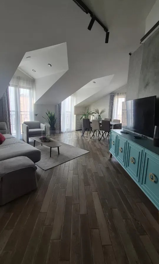 3 Սենյականոց Բնակարան Նորակառույցում, 75քմ, 4/4 հարկ, Կապիտալ Վերանորոգված