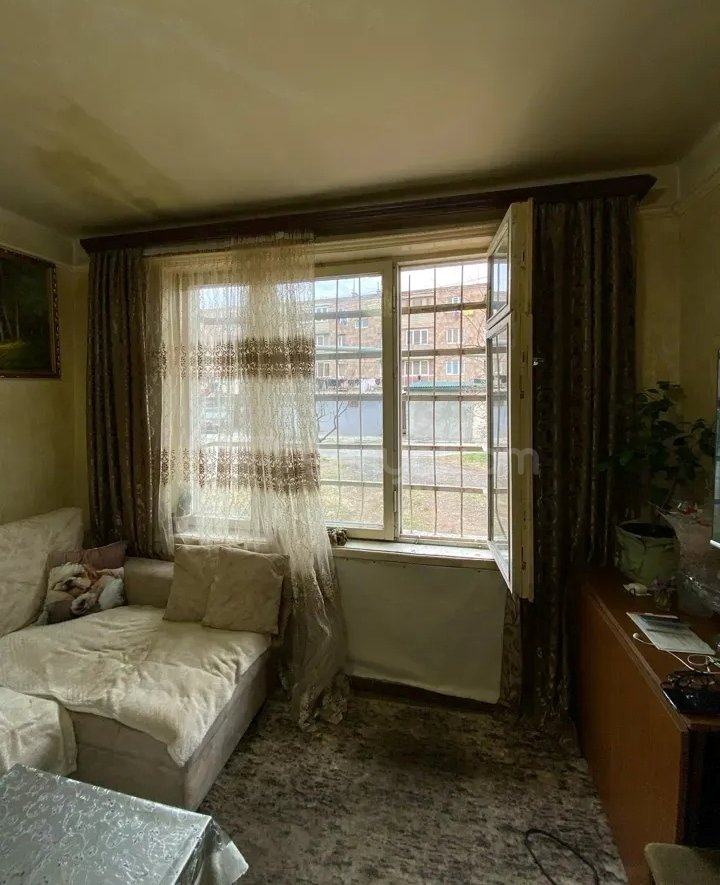 1 Սենյականոց Բնակարան, 30քմ, 1/4 հարկ, Նորմալ Վիճակում