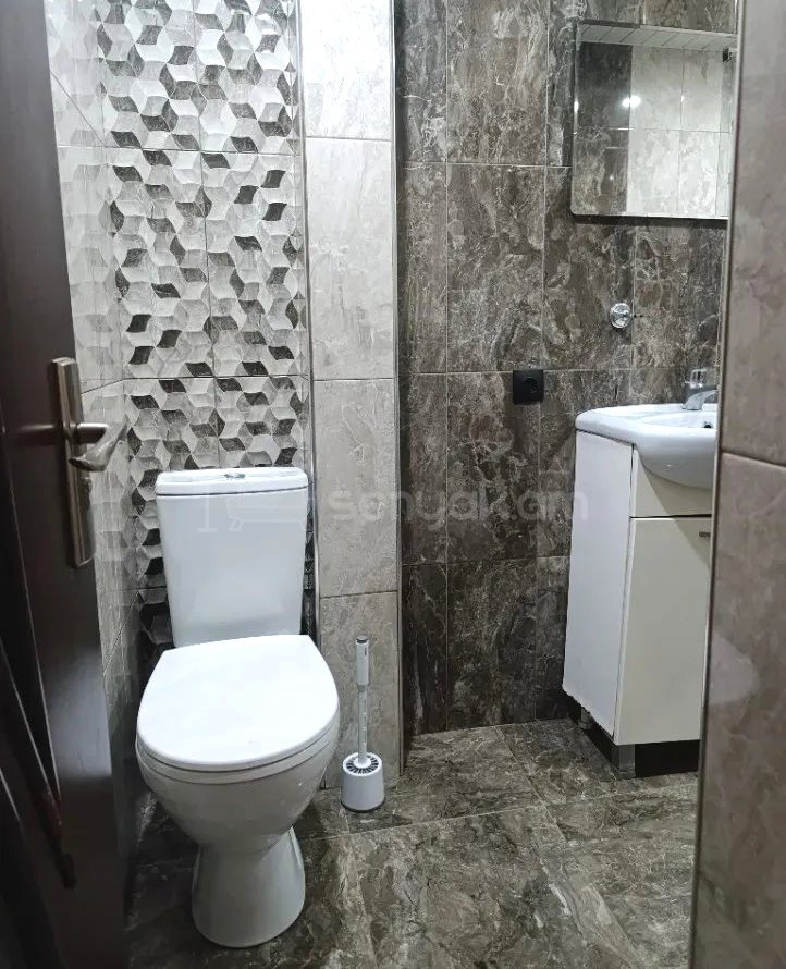 3 Սենյականոց Բնակարան, 50քմ, 4/6 հարկ, Կապիտալ Վերանորոգված