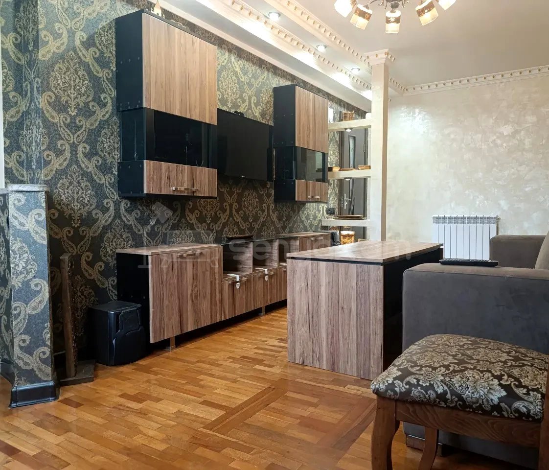 3 Սենյականոց Բնակարան, 50քմ, 4/6 հարկ, Կապիտալ Վերանորոգված