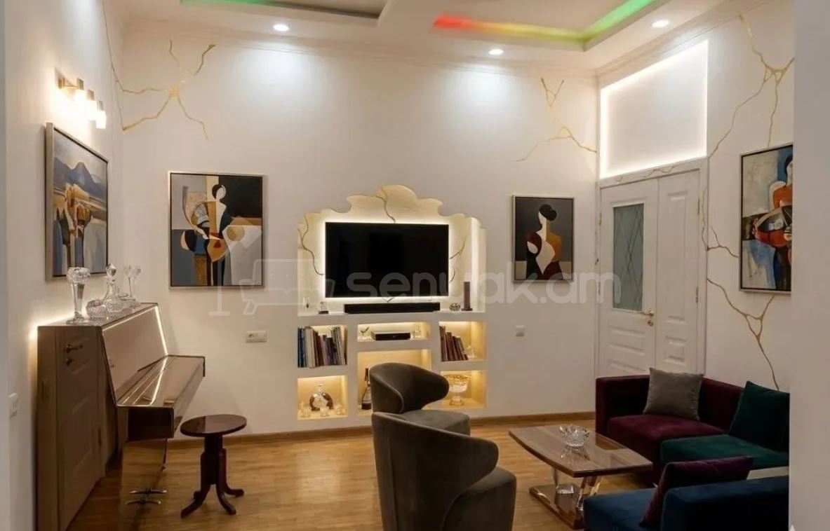 6 Սենյականոց Բնակարան Քարե Շենքում, 89քմ, 2/4 հարկ, Կապիտալ Վերանորոգված