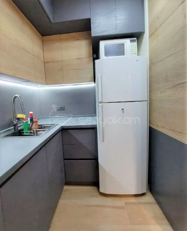 2 Սենյականոց Բնակարան, 40քմ, 7/10 հարկ, Կապիտալ Վերանորոգված, Կահավորված, Արևկող
