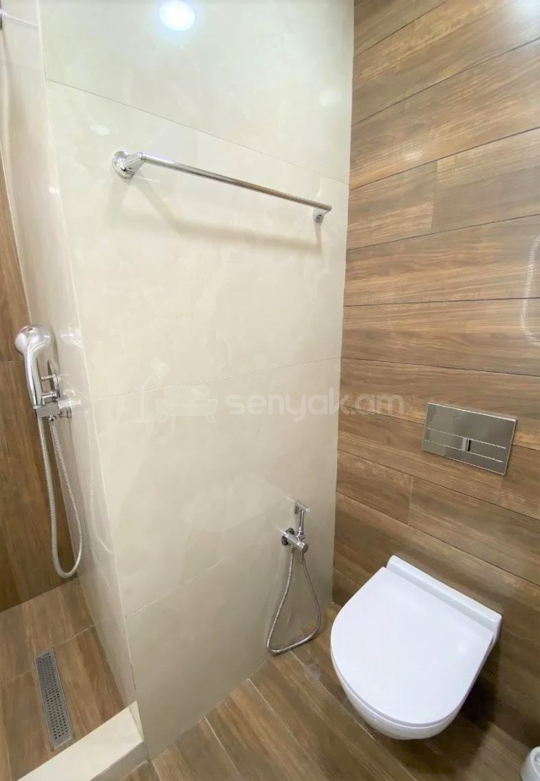 2 Սենյականոց Բնակարան Նորակառույցում, 40քմ, 1/3 հարկ, Կապիտալ Վերանորոգված, Կահավորված, Արևկող