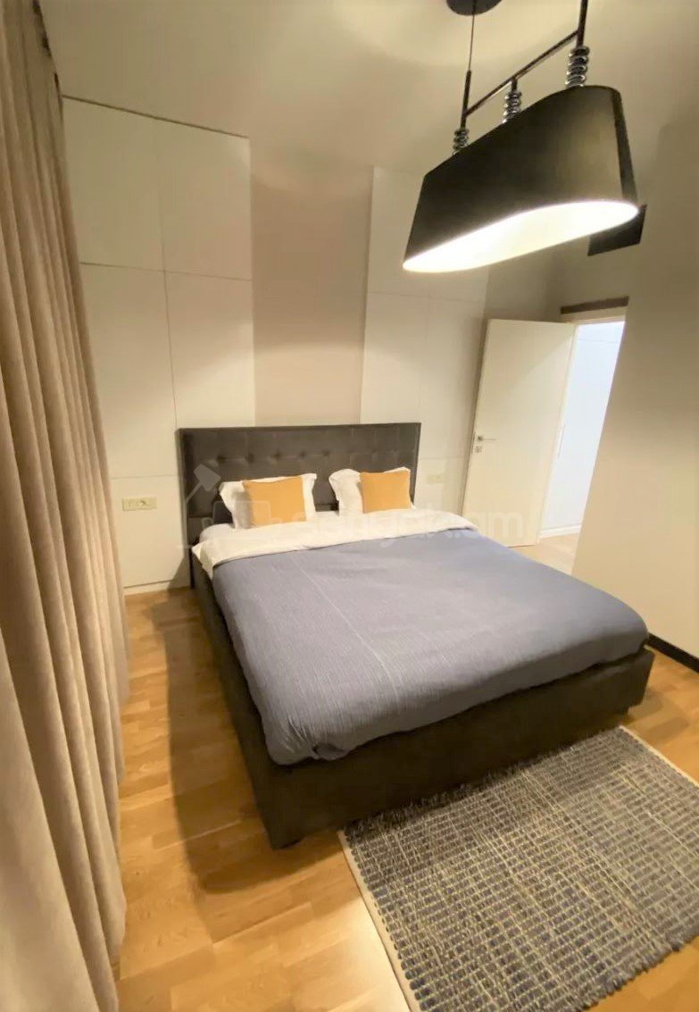 2 Սենյականոց Բնակարան Նորակառույցում, 40քմ, 1/3 հարկ, Կապիտալ Վերանորոգված, Կահավորված, Արևկող