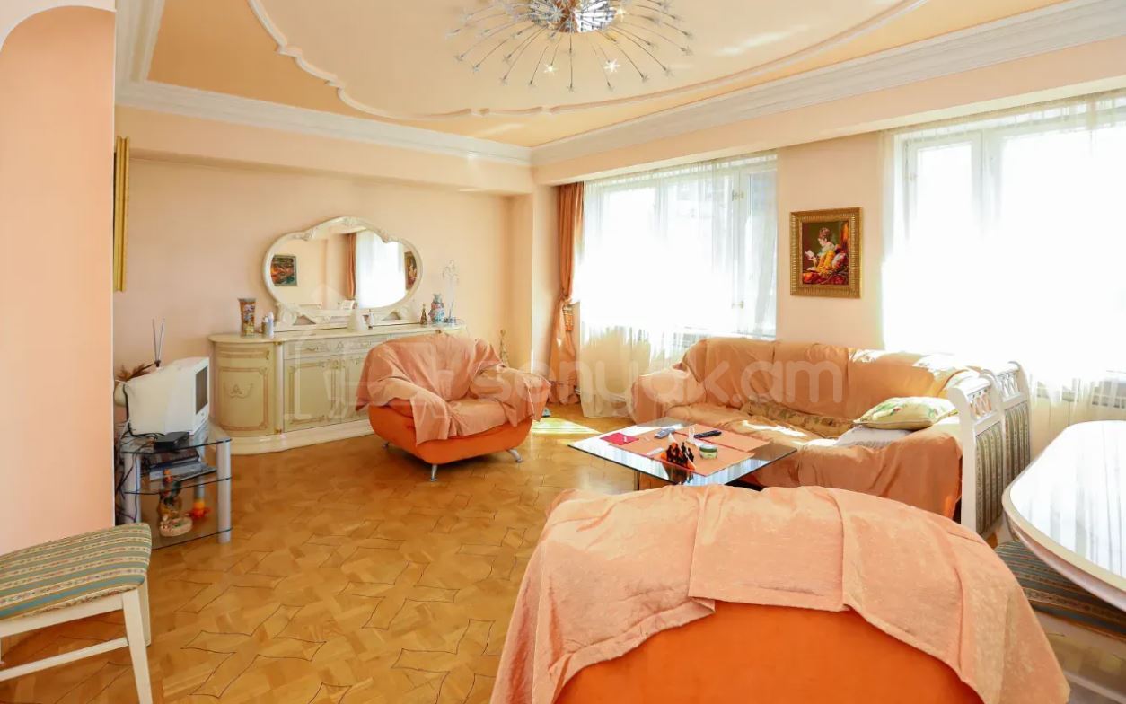 3 Սենյականոց Բնակարան, 81քմ, 5/10 հարկ, Կապիտալ Վերանորոգված