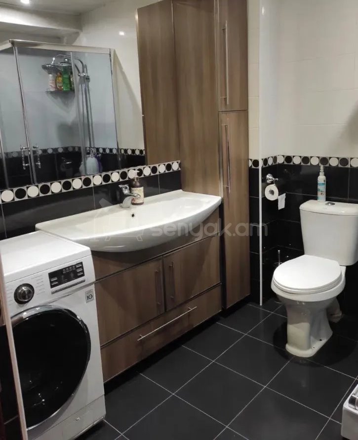 2 Սենյականոց Բնակարան, 61քմ, 1/14 հարկ, Կապիտալ Վերանորոգված