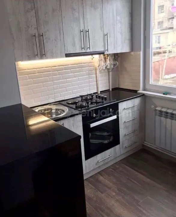 2 Սենյականոց Բնակարան, 40քմ, 3/5 հարկ, Կապիտալ Վերանորոգված