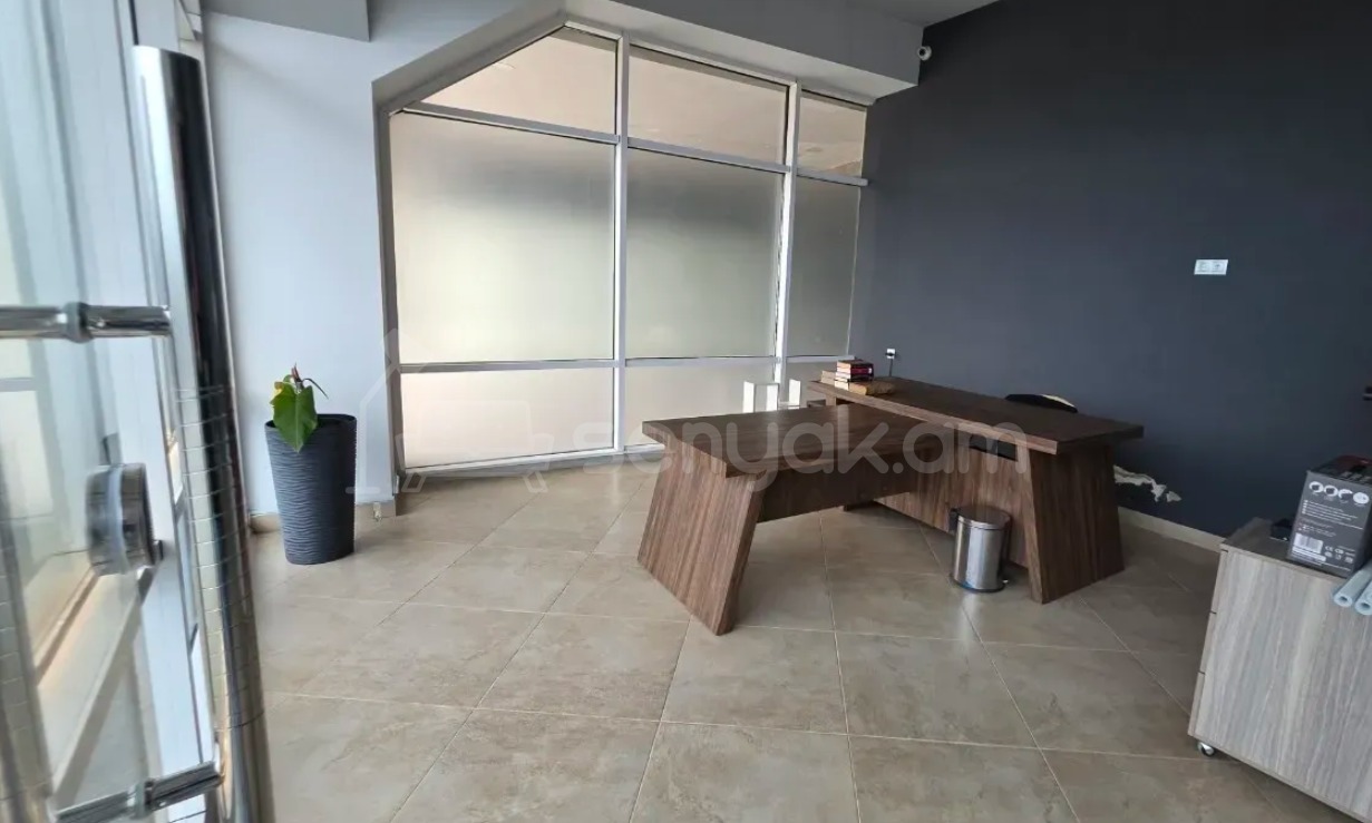 Նորակառույց Օֆիսային Տարածք, 150քմ