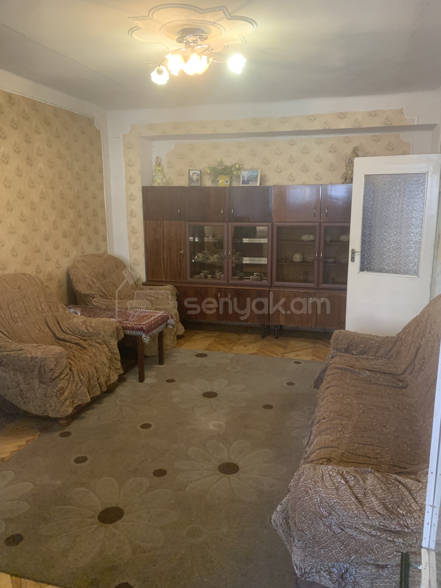 3 Սենյականոց Բնակարան, 67քմ, 3/9 հարկ, Նորմալ Վիճակում, Կահավորված