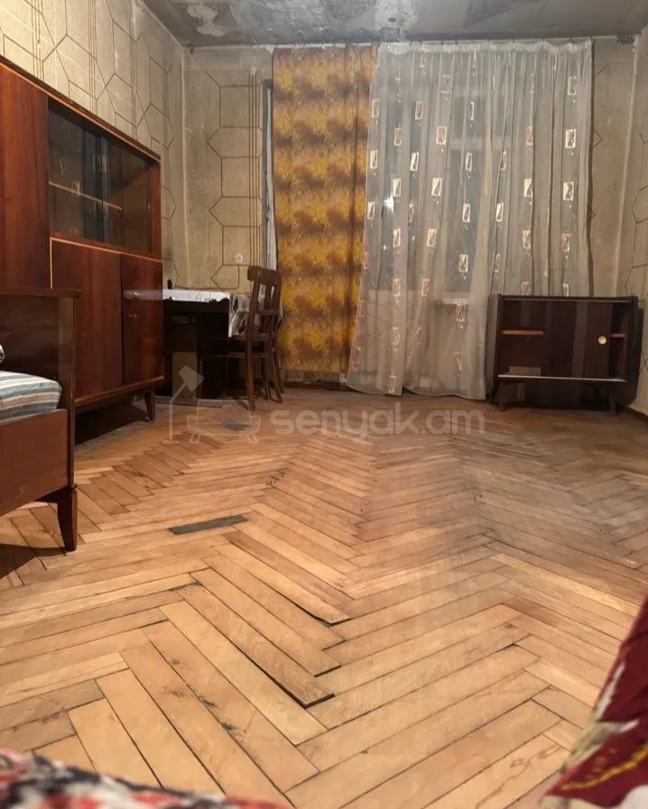 1 Սենյականոց Բնակարան, 30քմ, 4/4 հարկ, Պետական Վիճակում