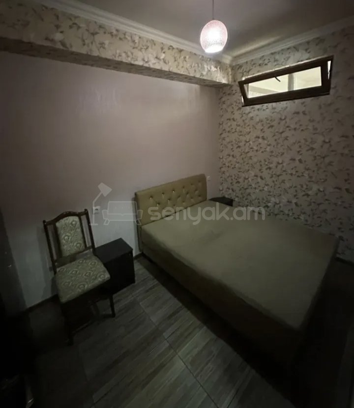 2 Սենյականոց Բնակարան Քարե Շենքում, 68քմ, 4/5 հարկ, Կապիտալ Վերանորոգված, Կահավորված