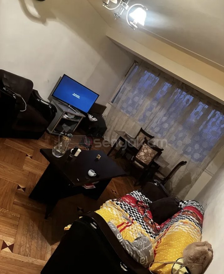 4 Սենյականոց Բնակարան Քարե Շենքում, 86քմ, 1/5 հարկ, Նորմալ Վիճակում, Կահավորված