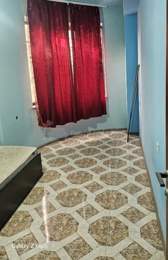 2 Սենյականոց Բնակարան Քարե Շենքում, 45քմ, 1/1 հարկ, Նորմալ Վիճակում, Կահավորված