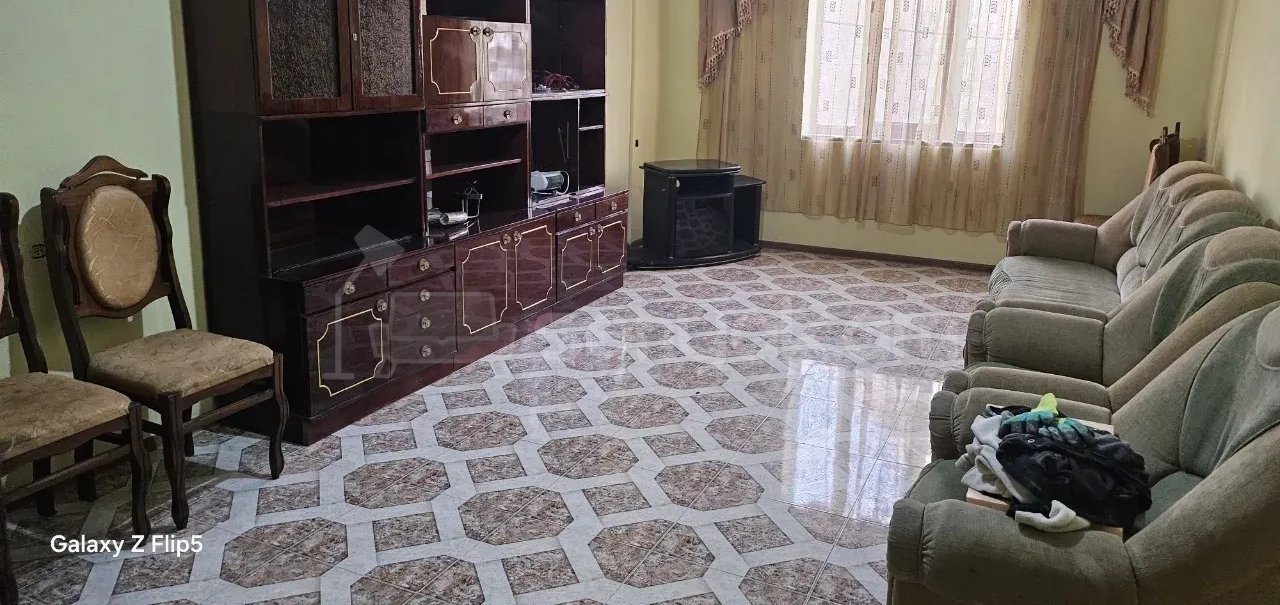 2 Սենյականոց Բնակարան Քարե Շենքում, 45քմ, 1/1 հարկ, Նորմալ Վիճակում, Կահավորված