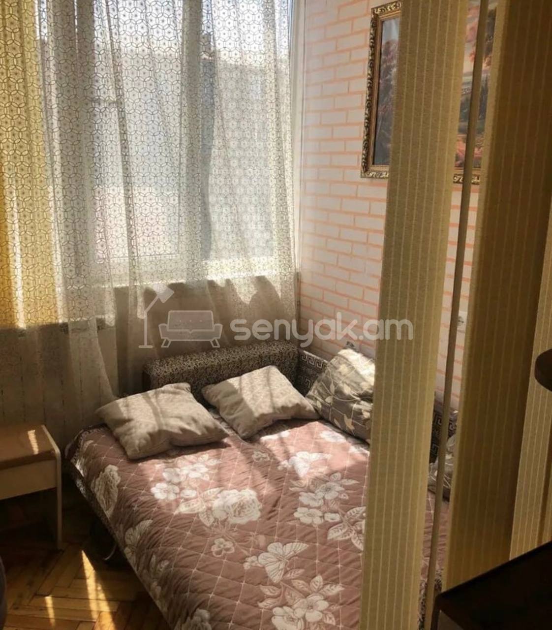 3 Սենյականոց Բնակարան Քարե Շենքում, 64քմ, 4/4 հարկ, Կապիտալ Վերանորոգված