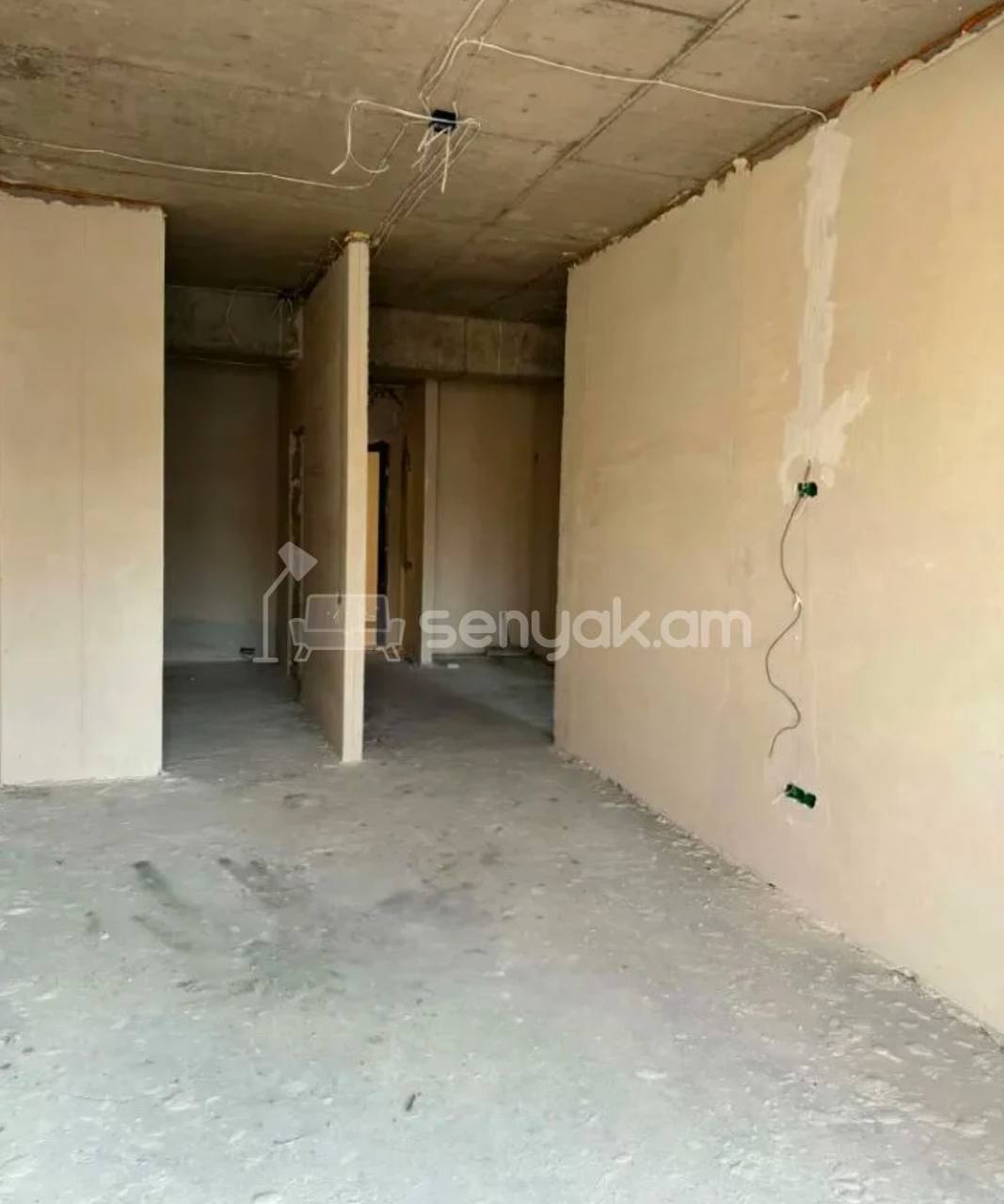 2 Սենյականոց Բնակարան, 62քմ, 4/18 հարկ, Զրոյական Վիճակում