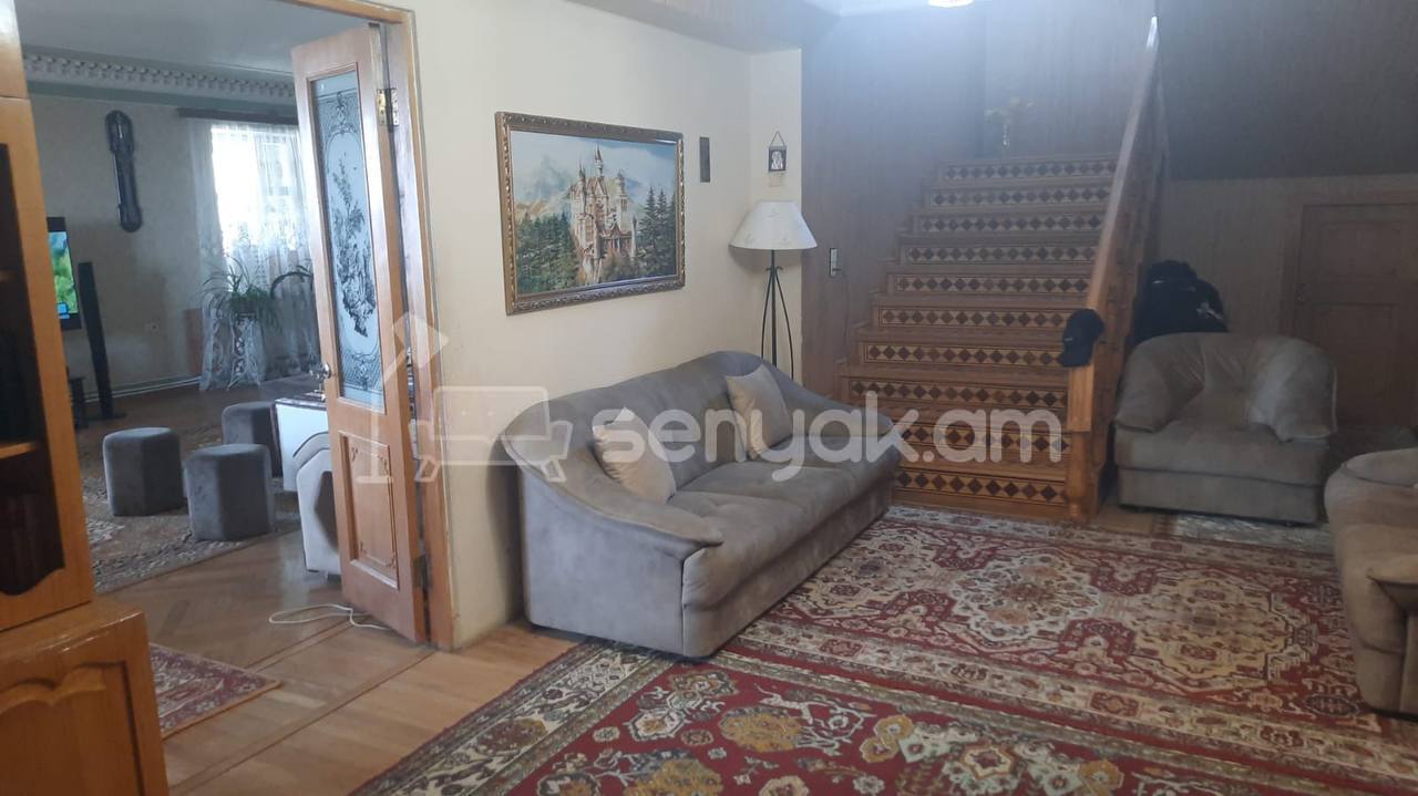 6 Սենյականոց Սեփական Տուն, 506քմ, Նորմալ Վիճակում, Ավտոտնակով