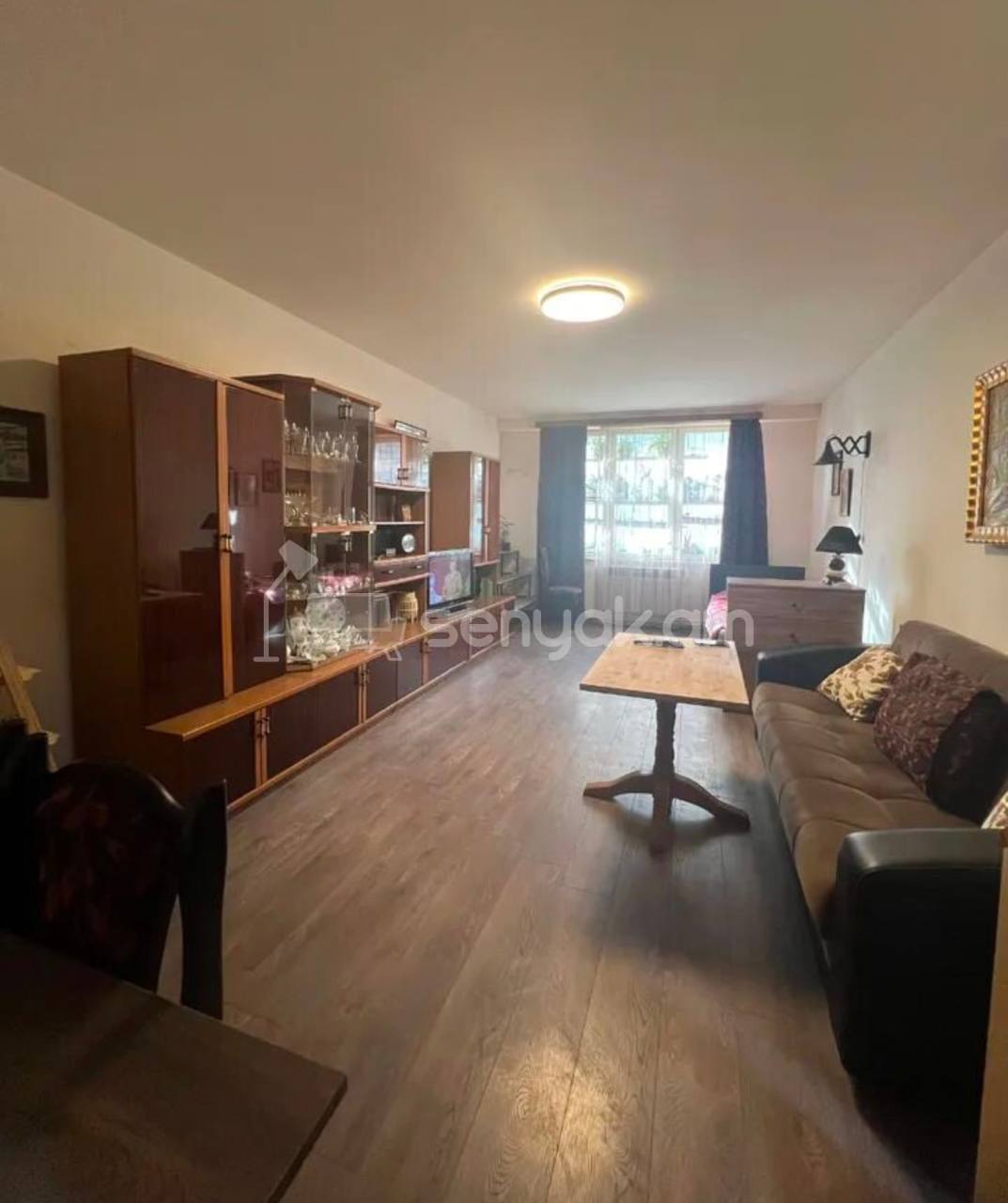 3 Սենյականոց Բնակարան Քարե Շենքում, 82քմ, 5/6 հարկ, Կապիտալ Վերանորոգված