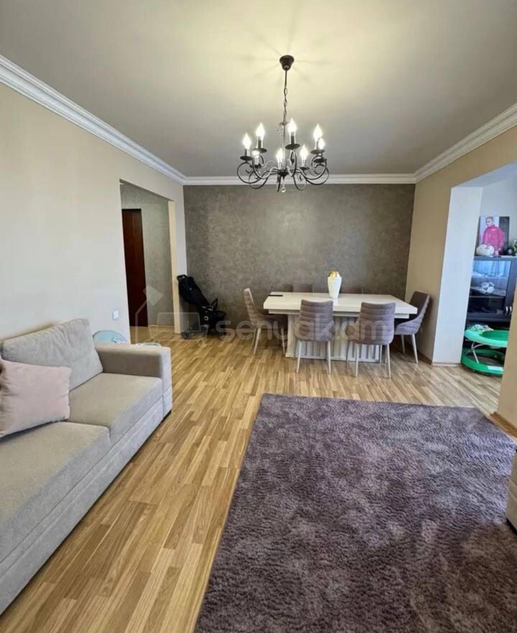 4 Սենյականոց Բնակարան, 99քմ, 4/9 հարկ, Կապիտալ Վերանորոգված