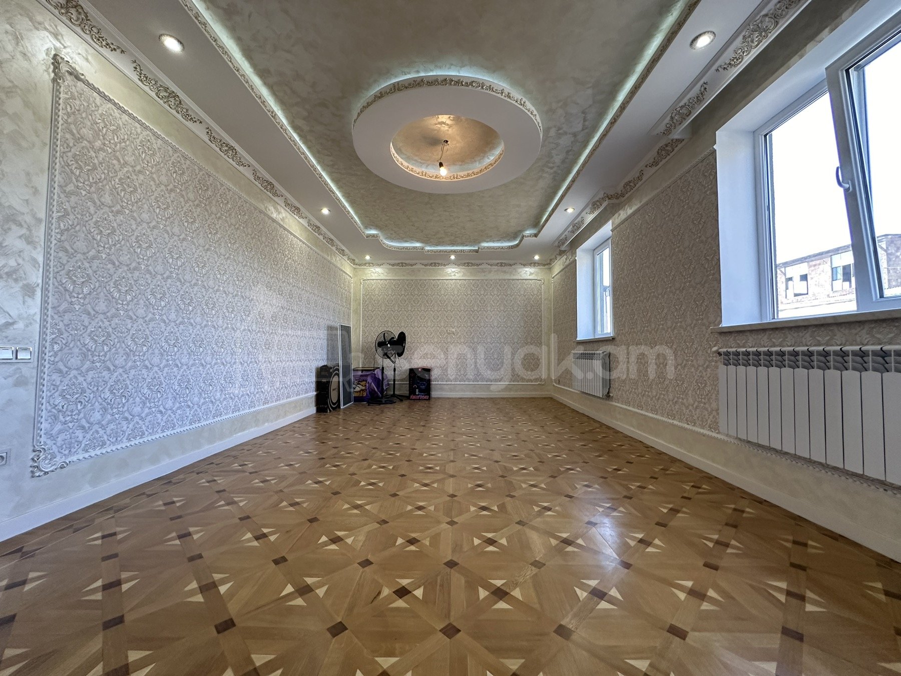 5 Սենյականոց Սեփական Տուն, 345քմ, Կապիտալ Վերանորոգված, Ավտոտնակով