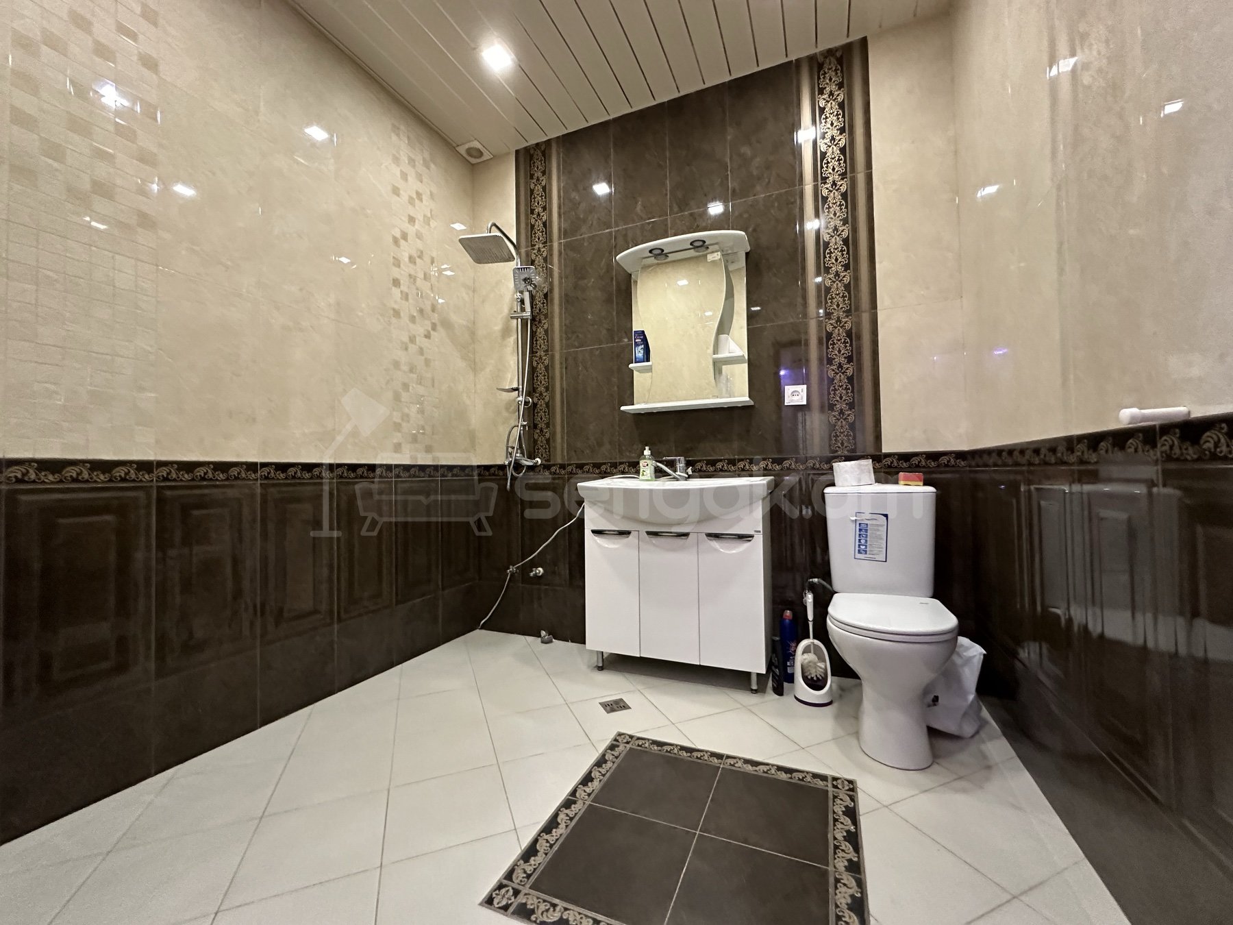 5 Սենյականոց Սեփական Տուն, 345քմ, Կապիտալ Վերանորոգված, Ավտոտնակով