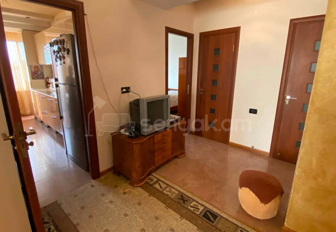 3 Սենյականոց Բնակարան, 82քմ, 11/14 հարկ, Կապիտալ Վերանորոգված, Կահավորված, Արևկող