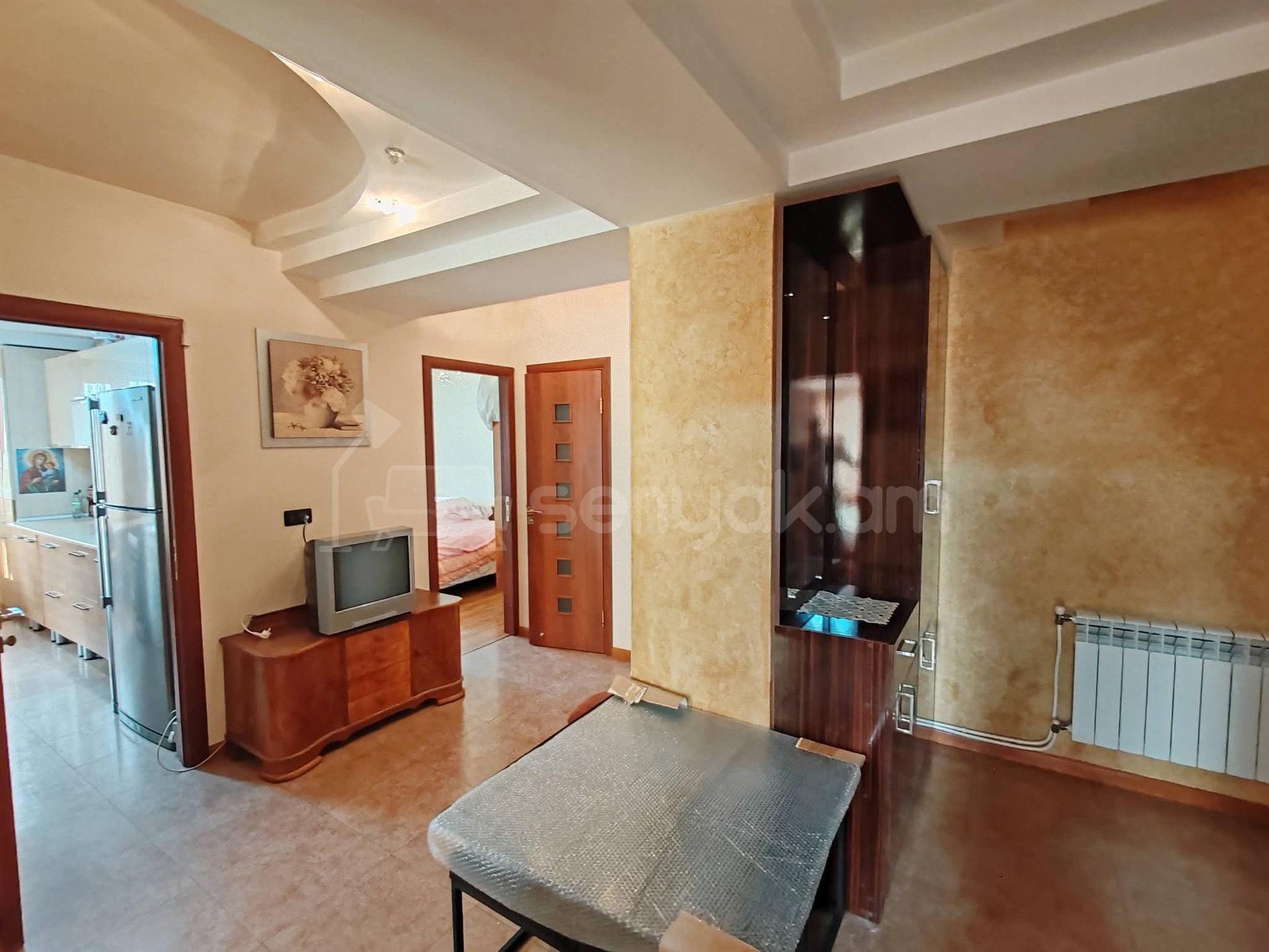 3 Սենյականոց Բնակարան, 80քմ, 11/15 հարկ, Նորմալ Վիճակում, Կահավորված