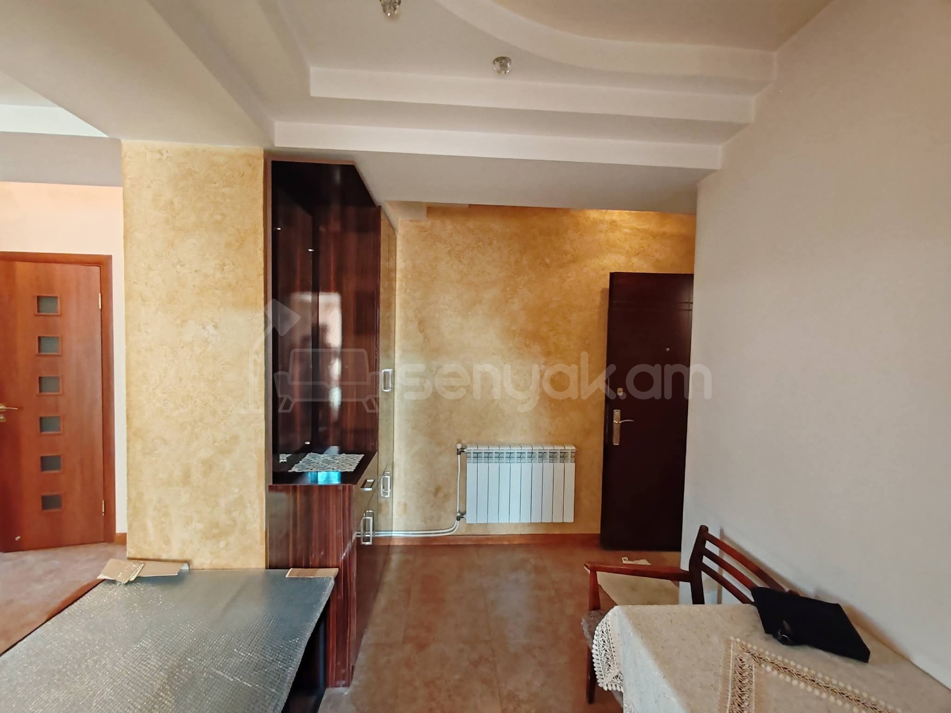 3 Սենյականոց Բնակարան, 80քմ, 11/15 հարկ, Նորմալ Վիճակում, Կահավորված