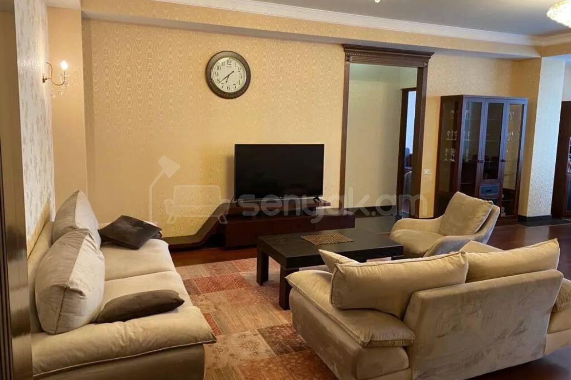 3 Սենյականոց Բնակարան, 115քմ, 8/11 հարկ, Կապիտալ Վերանորոգված