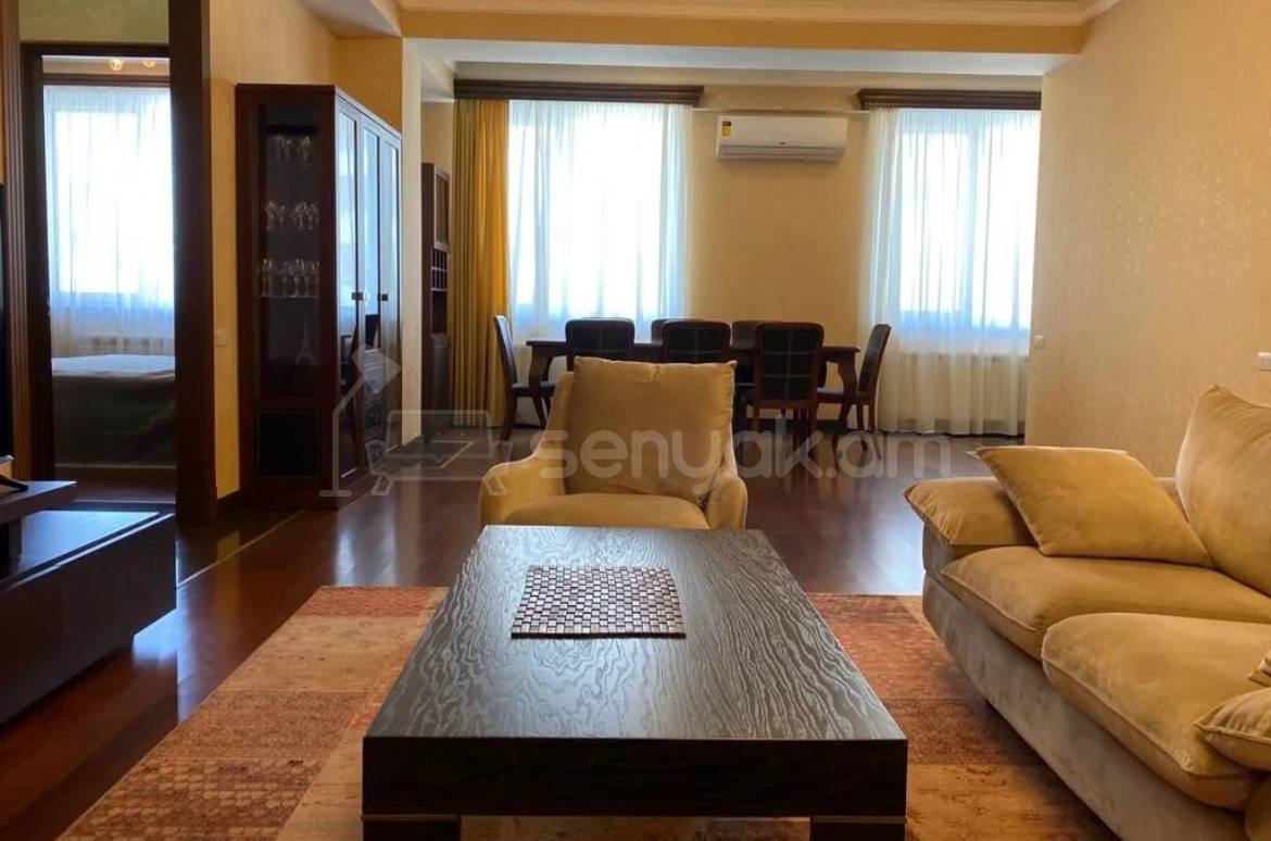 3 Սենյականոց Բնակարան, 115քմ, 8/11 հարկ, Կապիտալ Վերանորոգված