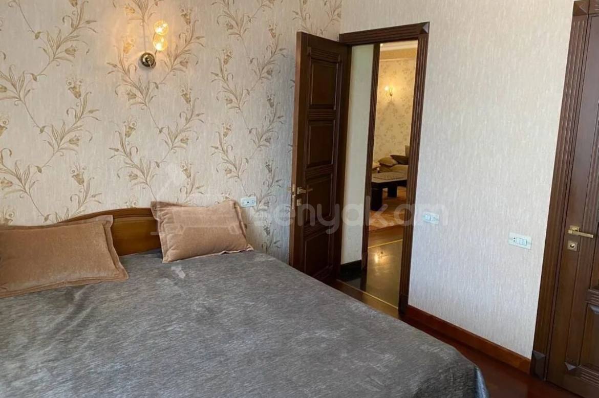 3 Սենյականոց Բնակարան, 115քմ, 8/11 հարկ, Կապիտալ Վերանորոգված