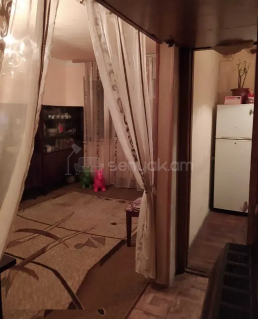 2 Սենյականոց Բնակարան, 49քմ, 1/5 հարկ, Նորմալ Վիճակում