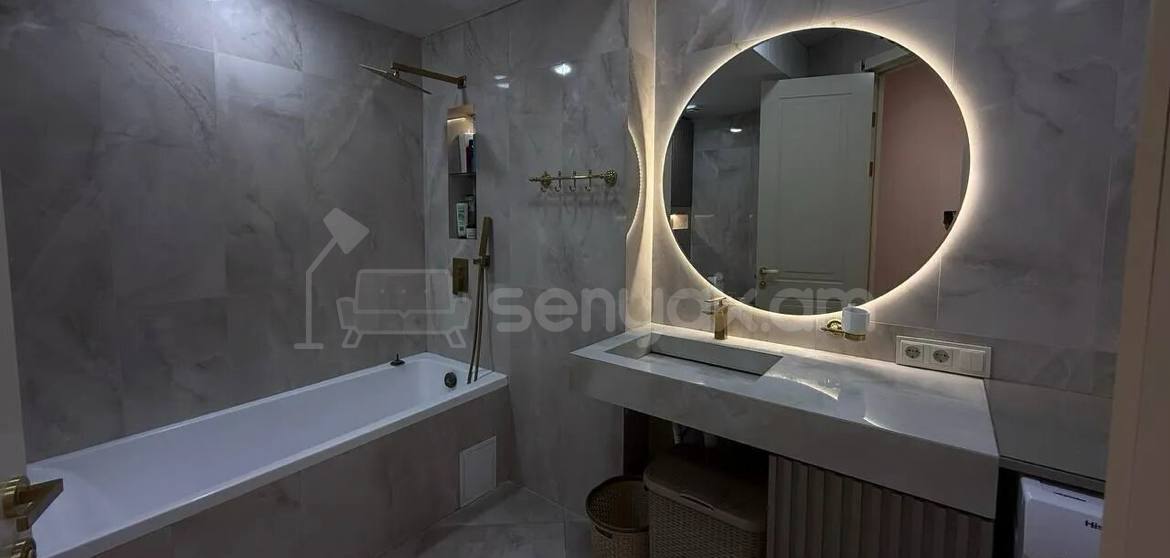 3 Սենյականոց Բնակարան, 83քմ, 5/15 հարկ, Կապիտալ Վերանորոգված