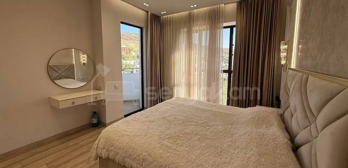 3 Սենյականոց Բնակարան, 83քմ, 5/15 հարկ, Կապիտալ Վերանորոգված