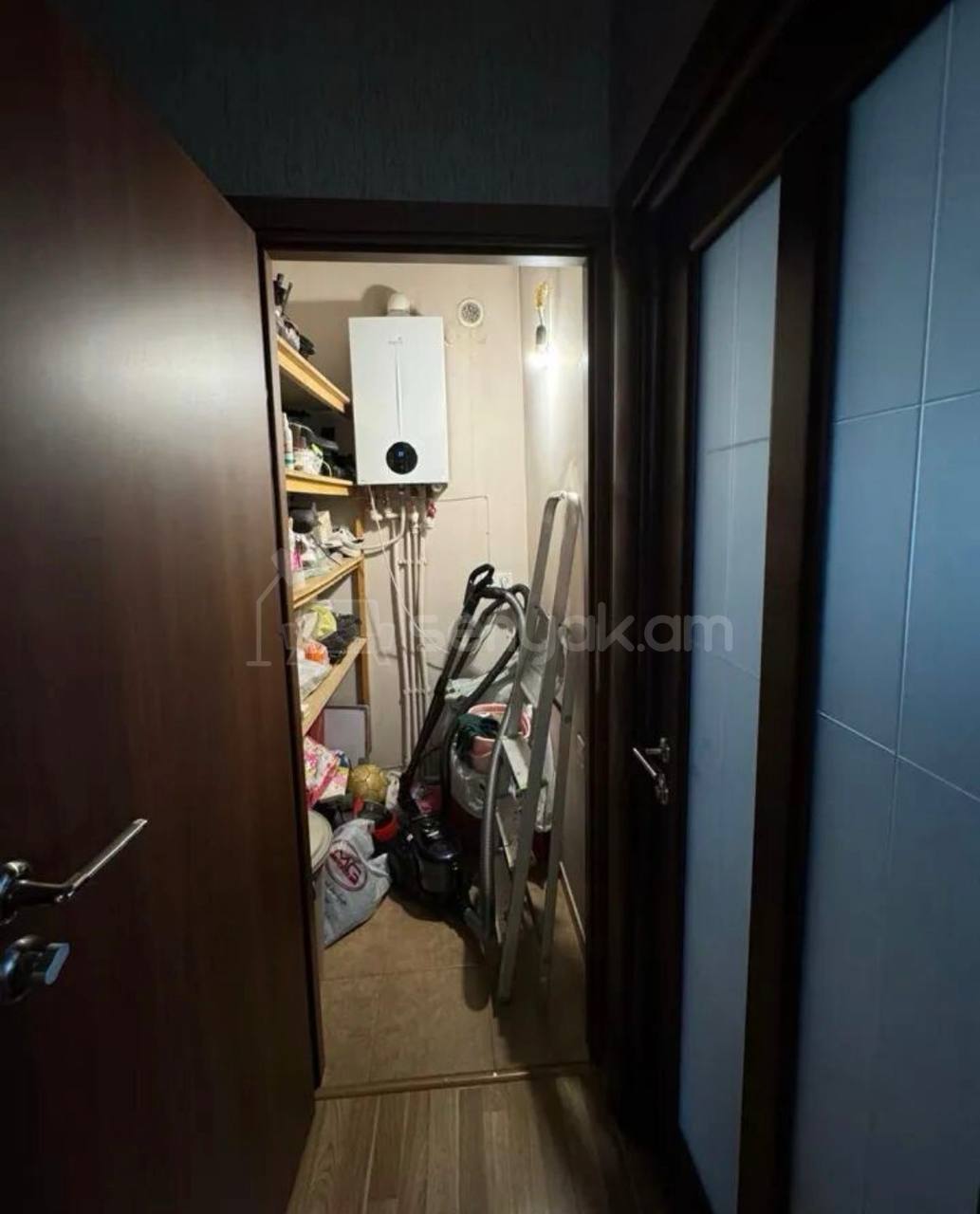 4 Սենյականոց Բնակարան, 99քմ, 4/9 հարկ, Կապիտալ Վերանորոգված