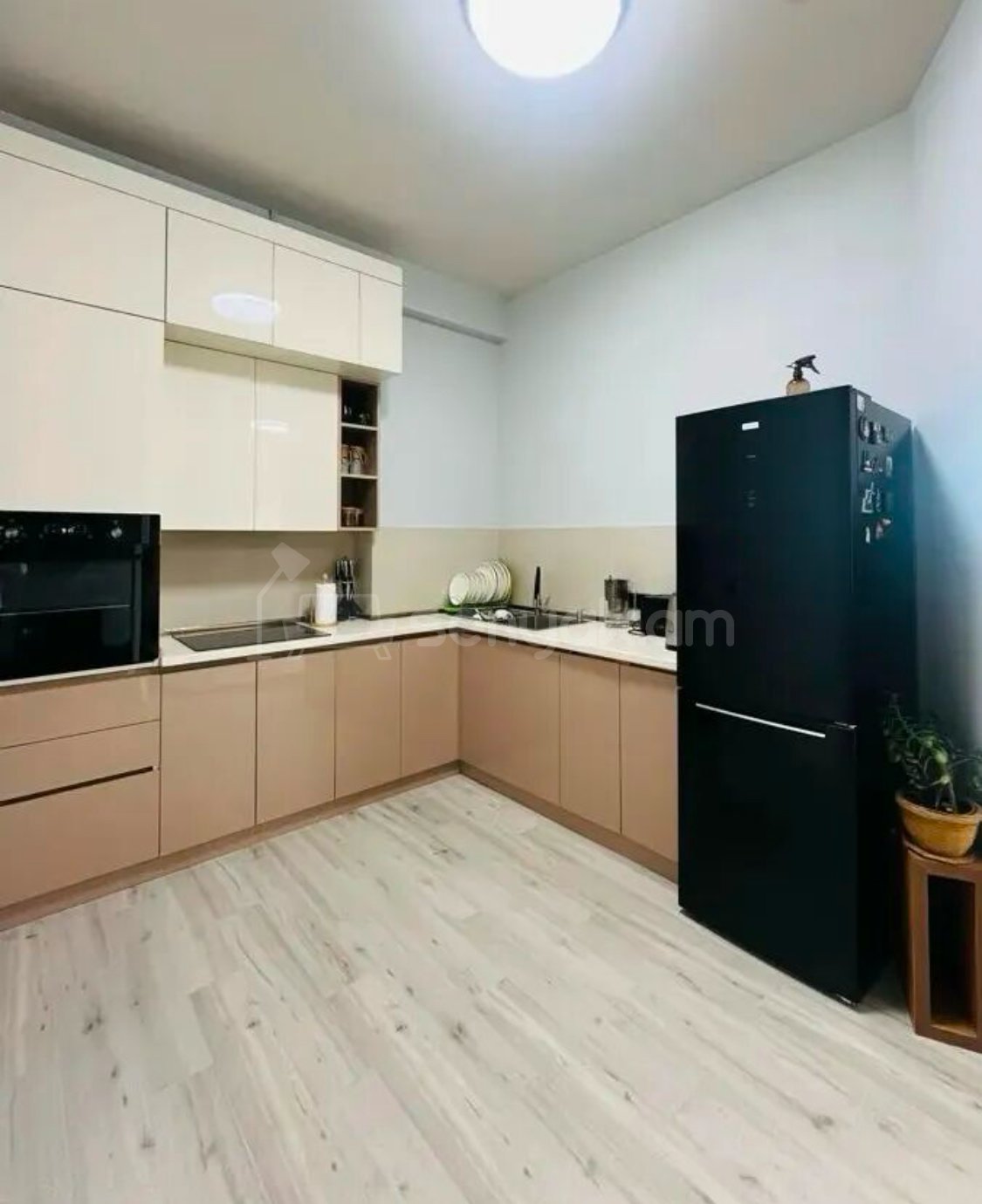 3 Սենյականոց Բնակարան Նորակառույցում, 91քմ, 8/8 հարկ, Դիզայներական Վերանորոգված