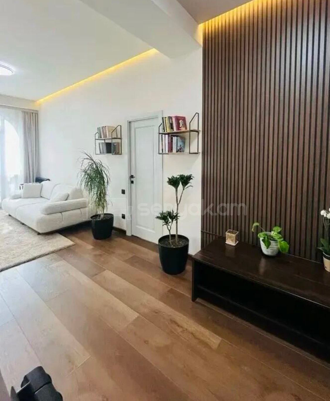 3 Սենյականոց Բնակարան Նորակառույցում, 91քմ, 8/8 հարկ, Դիզայներական Վերանորոգված