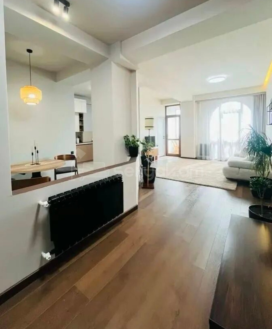 3 Սենյականոց Բնակարան Նորակառույցում, 91քմ, 8/8 հարկ, Դիզայներական Վերանորոգված