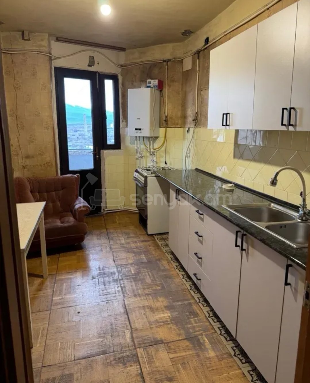 3 Սենյականոց Բնակարան, 71քմ, 6/16 հարկ, Պետական Վիճակում