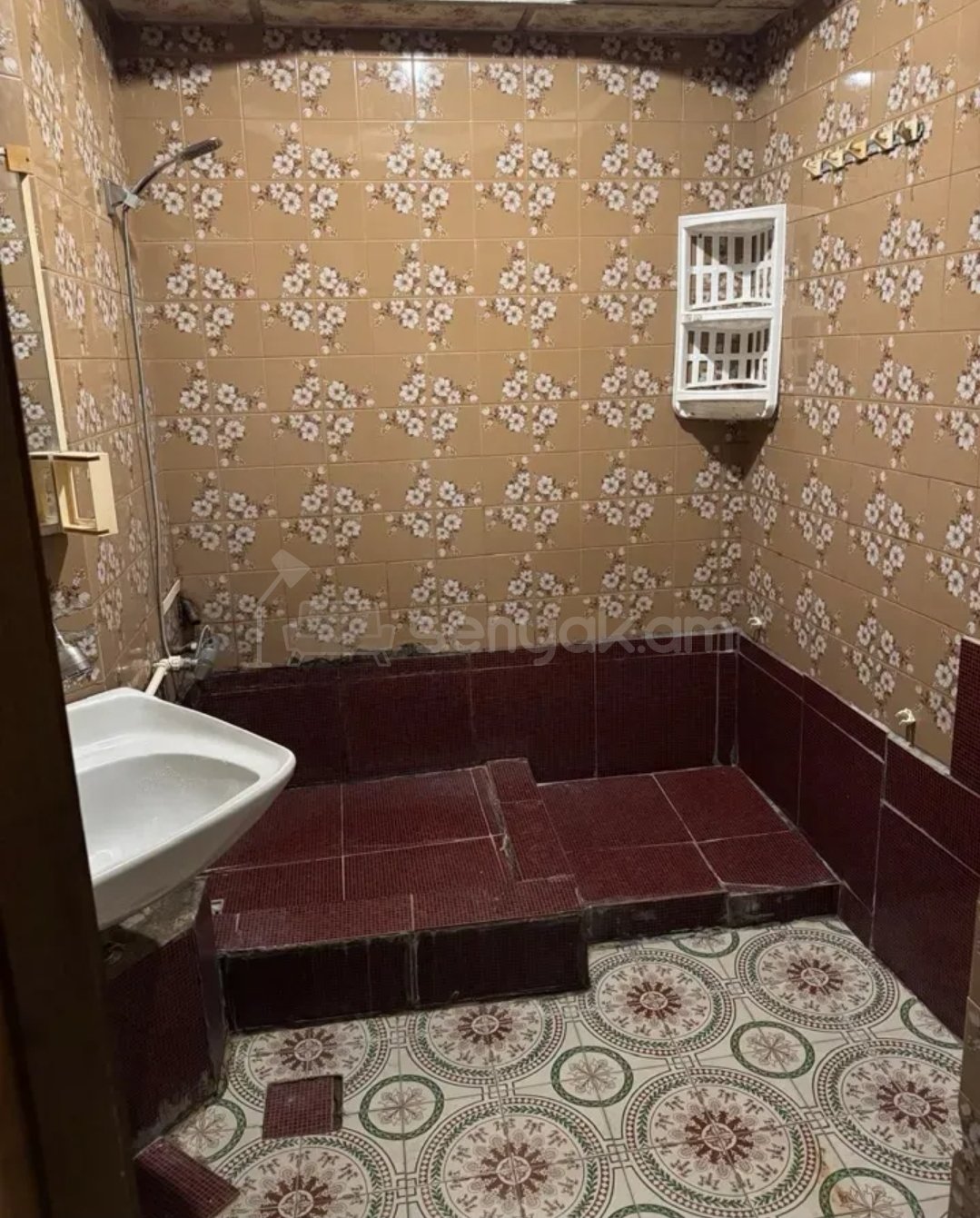 3 Սենյականոց Բնակարան, 71քմ, 6/16 հարկ, Պետական Վիճակում