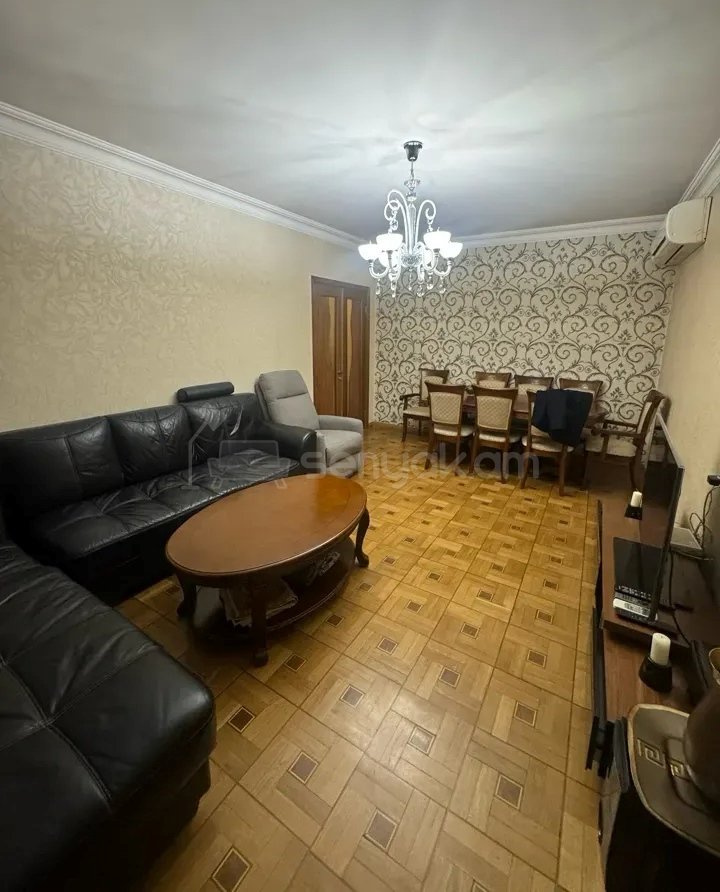 4 Սենյականոց Բնակարան, 93քմ, 7/9 հարկ, Նորմալ Վիճակում