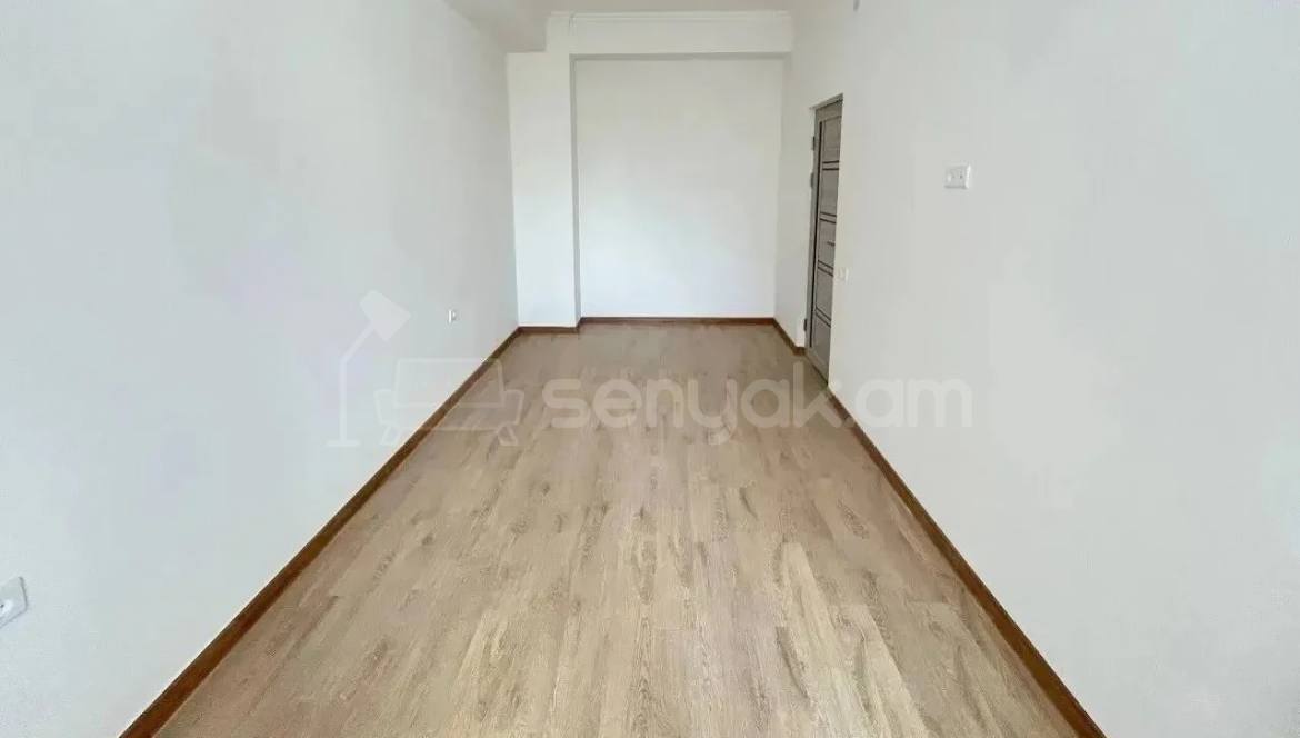 2 Սենյականոց Բնակարան, 46քմ, 6/8 հարկ, Կապիտալ Վերանորոգված